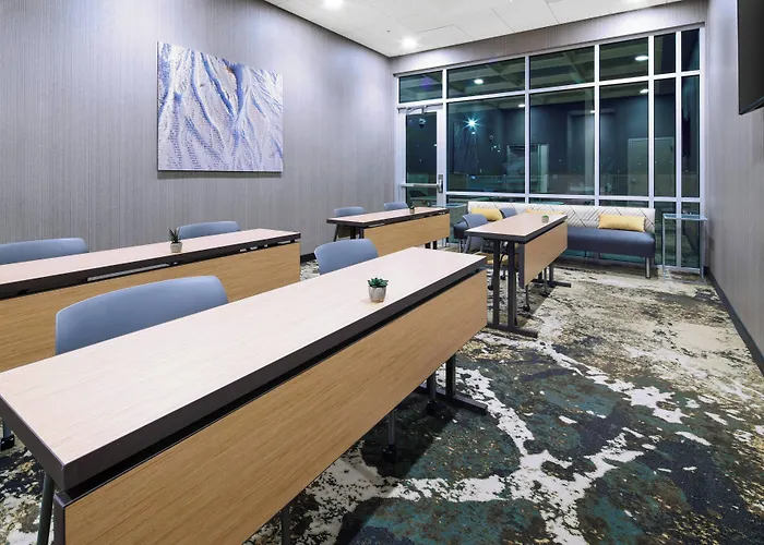 Springhill By Marriott Phoenix Hotel 3*