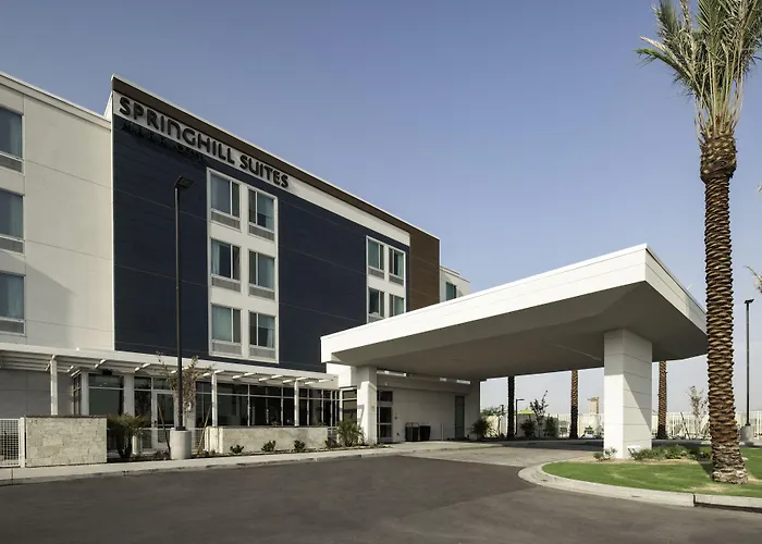 Springhill By Marriott Phoenix Hotel 3*