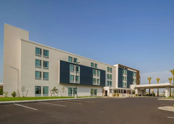 Springhill By Marriott Phoenix Hotel 3*