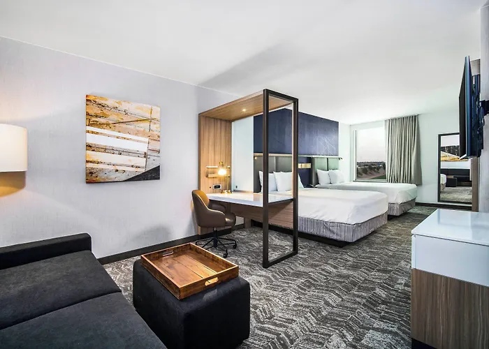 Springhill By Marriott Phoenix Hotel 3*